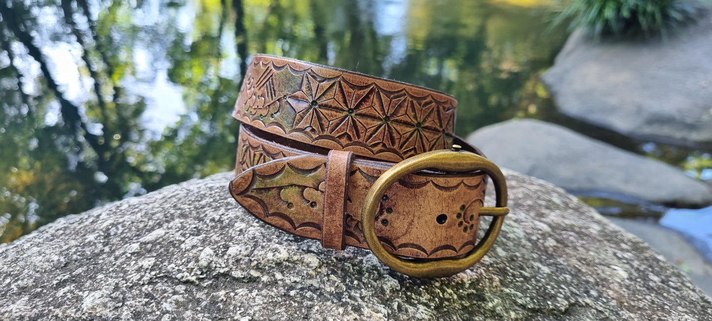 Stamped and carved leather belt