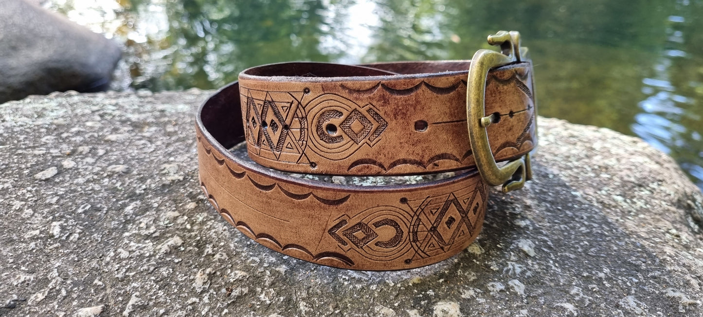 Stamped and carved leather belt