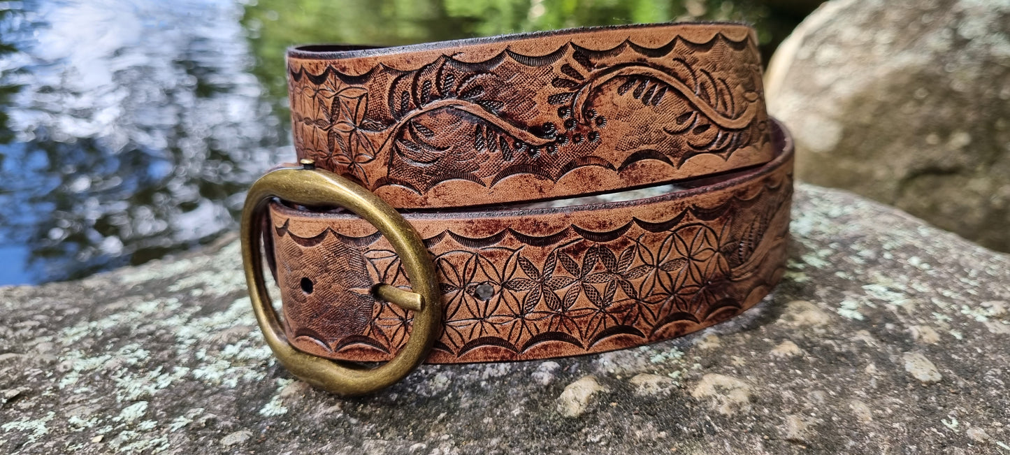 Stamped and carved leather belt