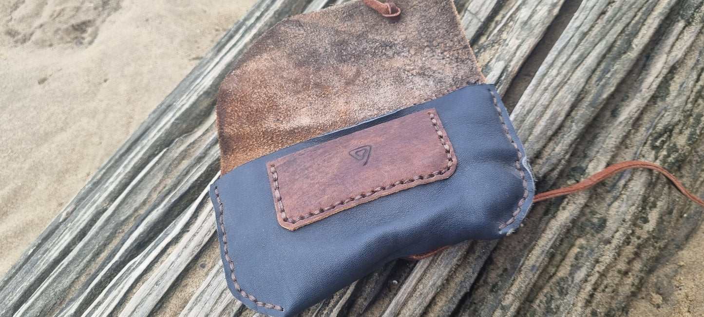 Tobacco pouch