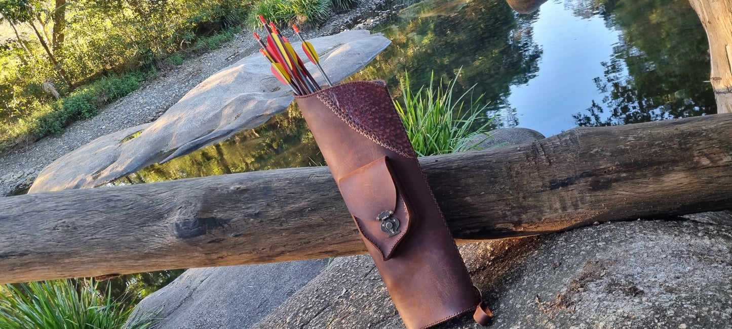 Custom arrow quiver