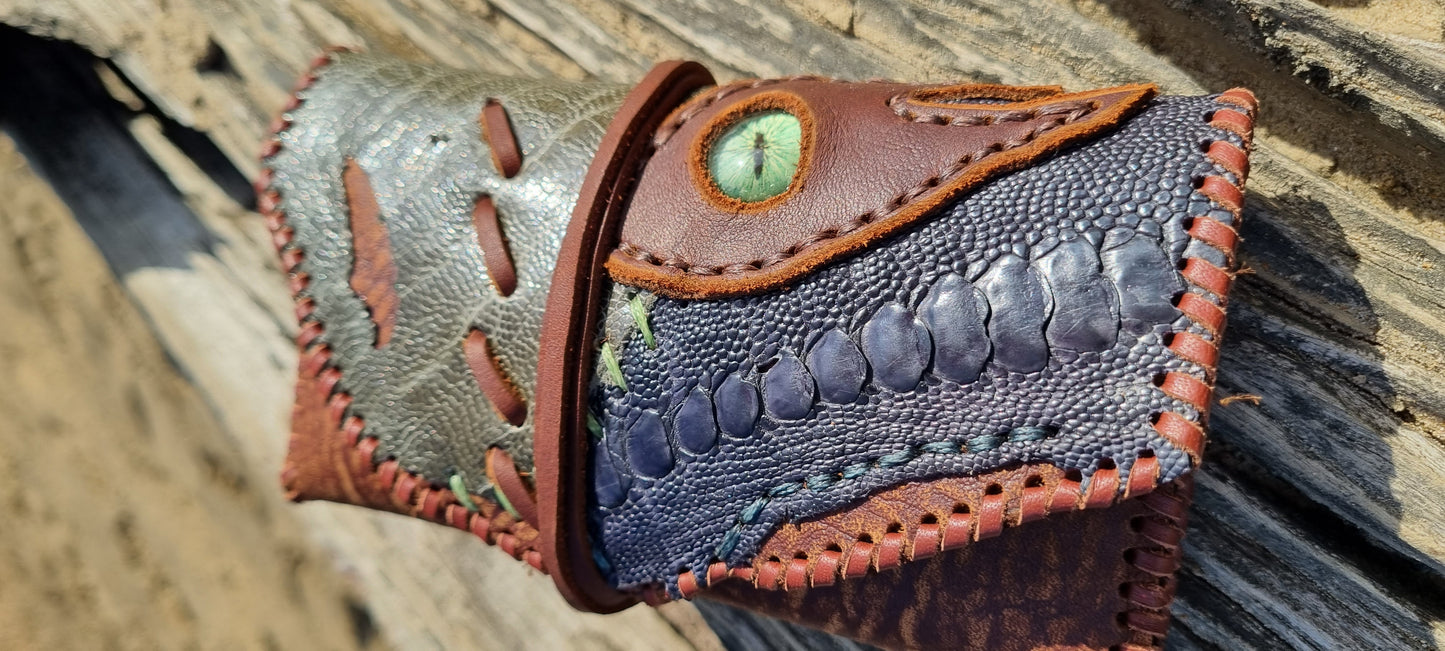 Dragon tobacco pouch