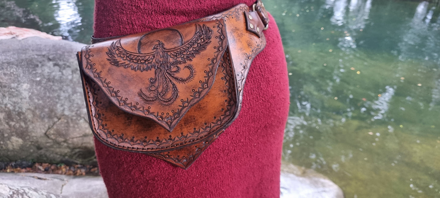 Carved hip bag