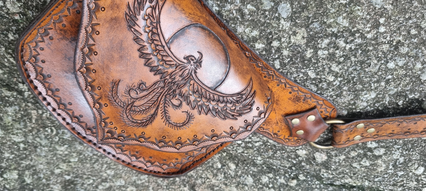 Carved hip bag