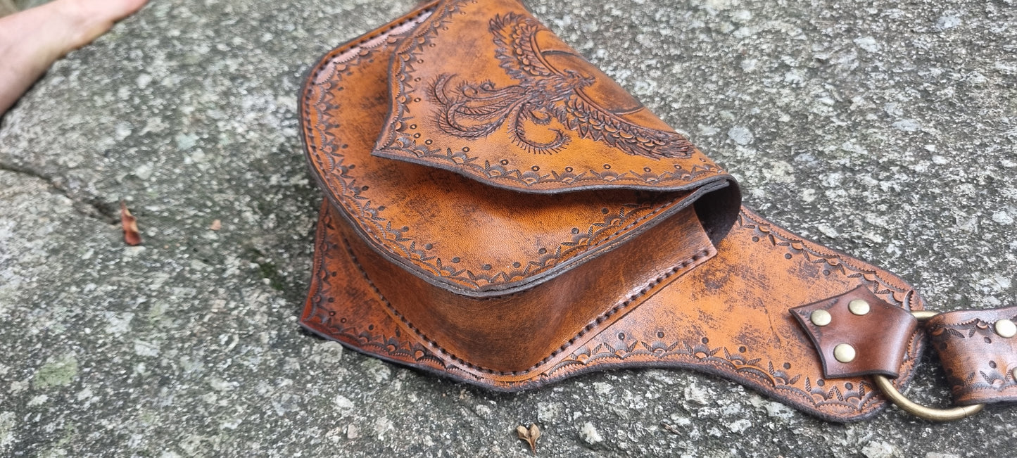 Carved hip bag