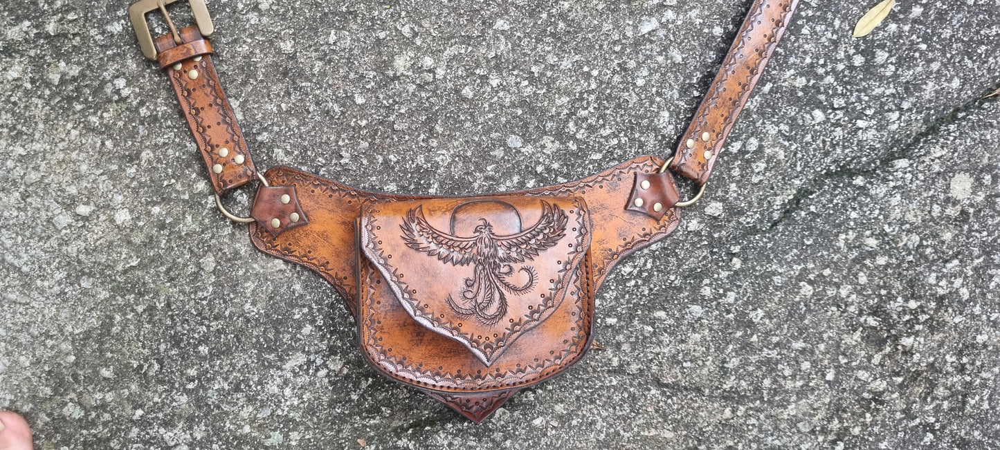 Carved hip bag