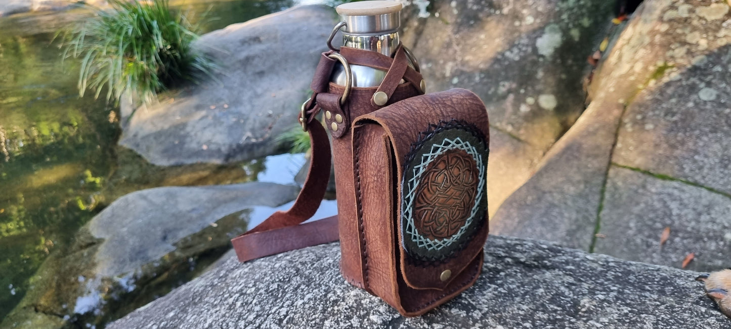 Carved water bottle bag