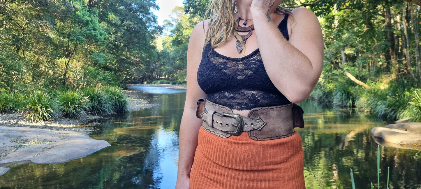 Mandala waist pocket belt