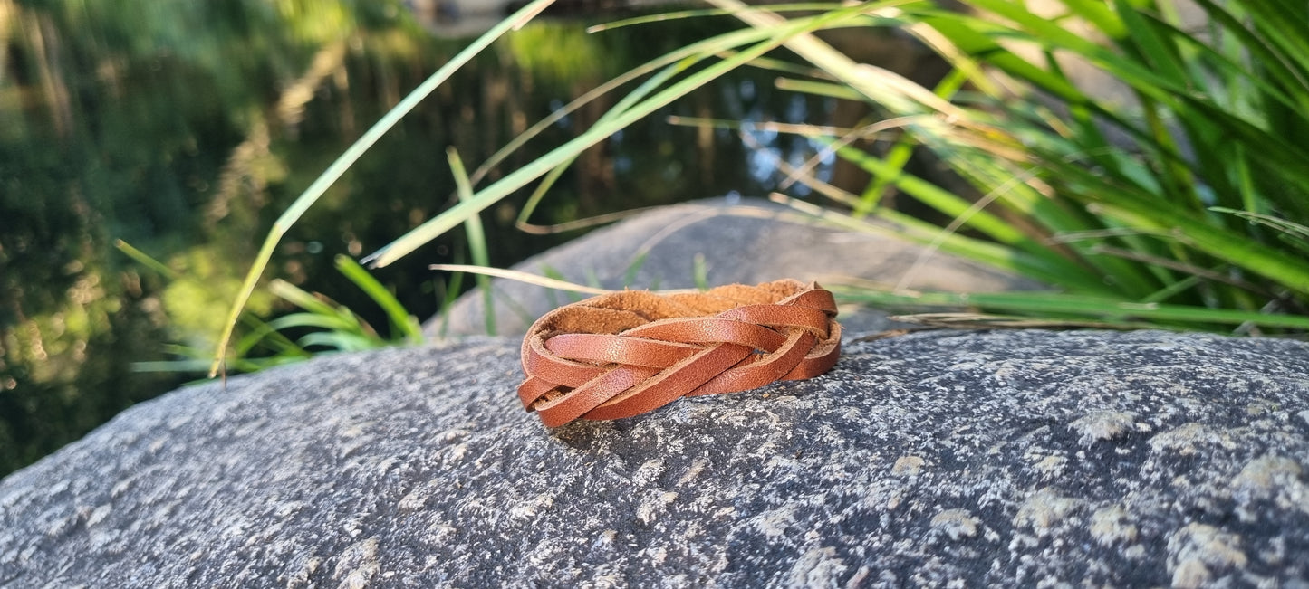 Braided leather bracelet