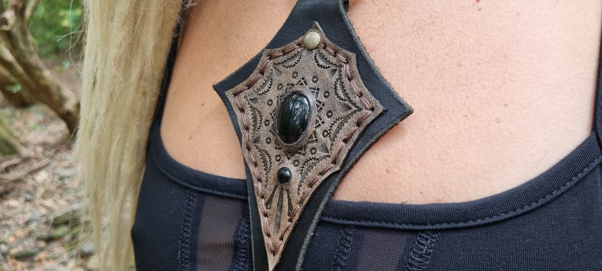 Black Obsidian Harness